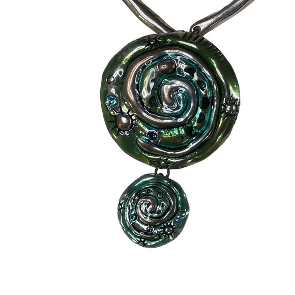 Resin Jewelry Shell Statement Necklace Pendant Silver Plated u - Picture 1 of 6